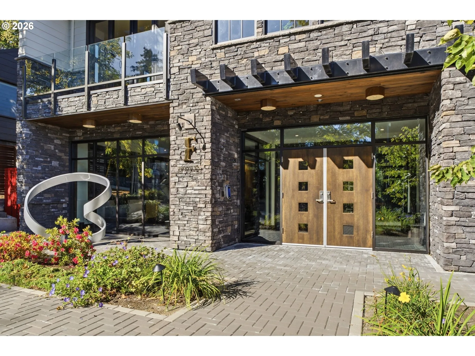 Entrance/Foyer