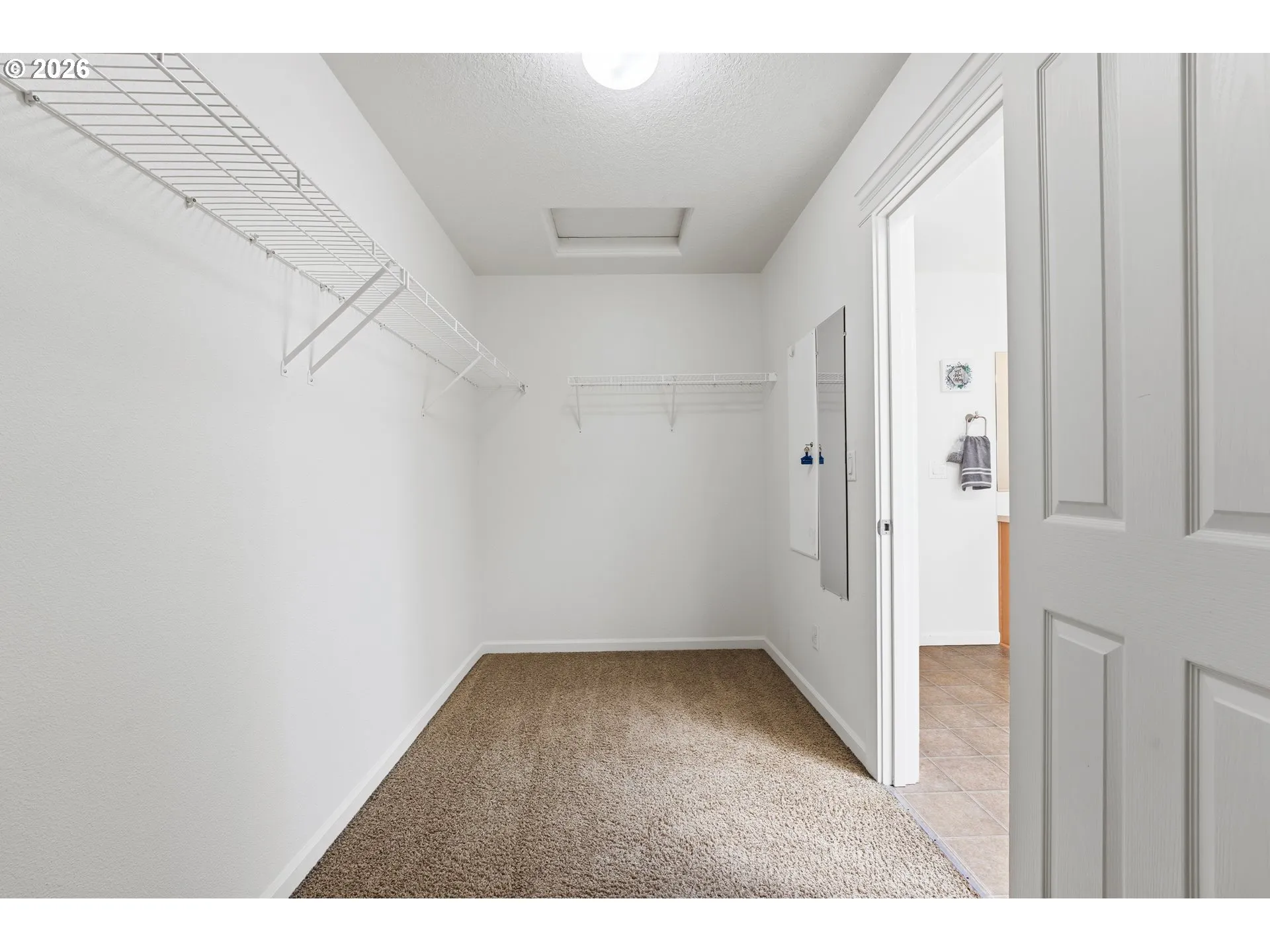 Bedroom, Owner's Suite-Walk-In Closet