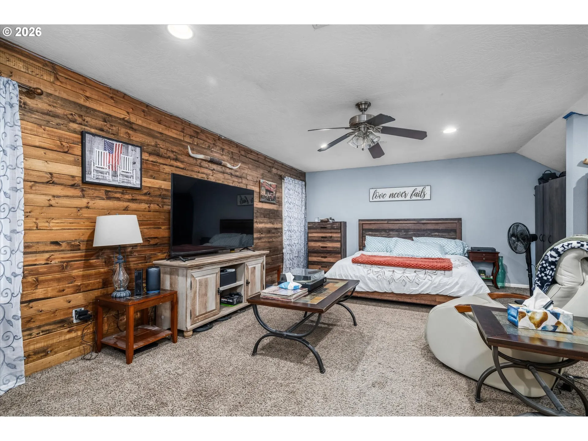 Bonus Room-Upper