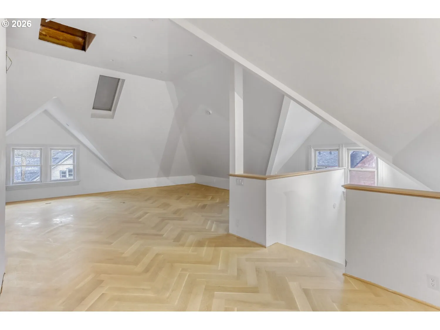 Bonus Room-Upper