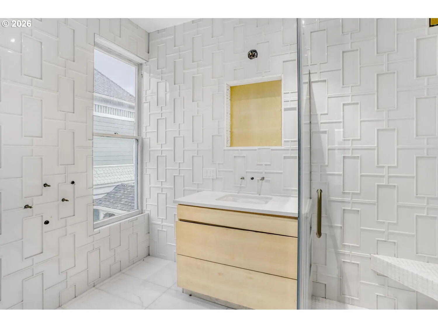 Bathroom, Attached-Upper