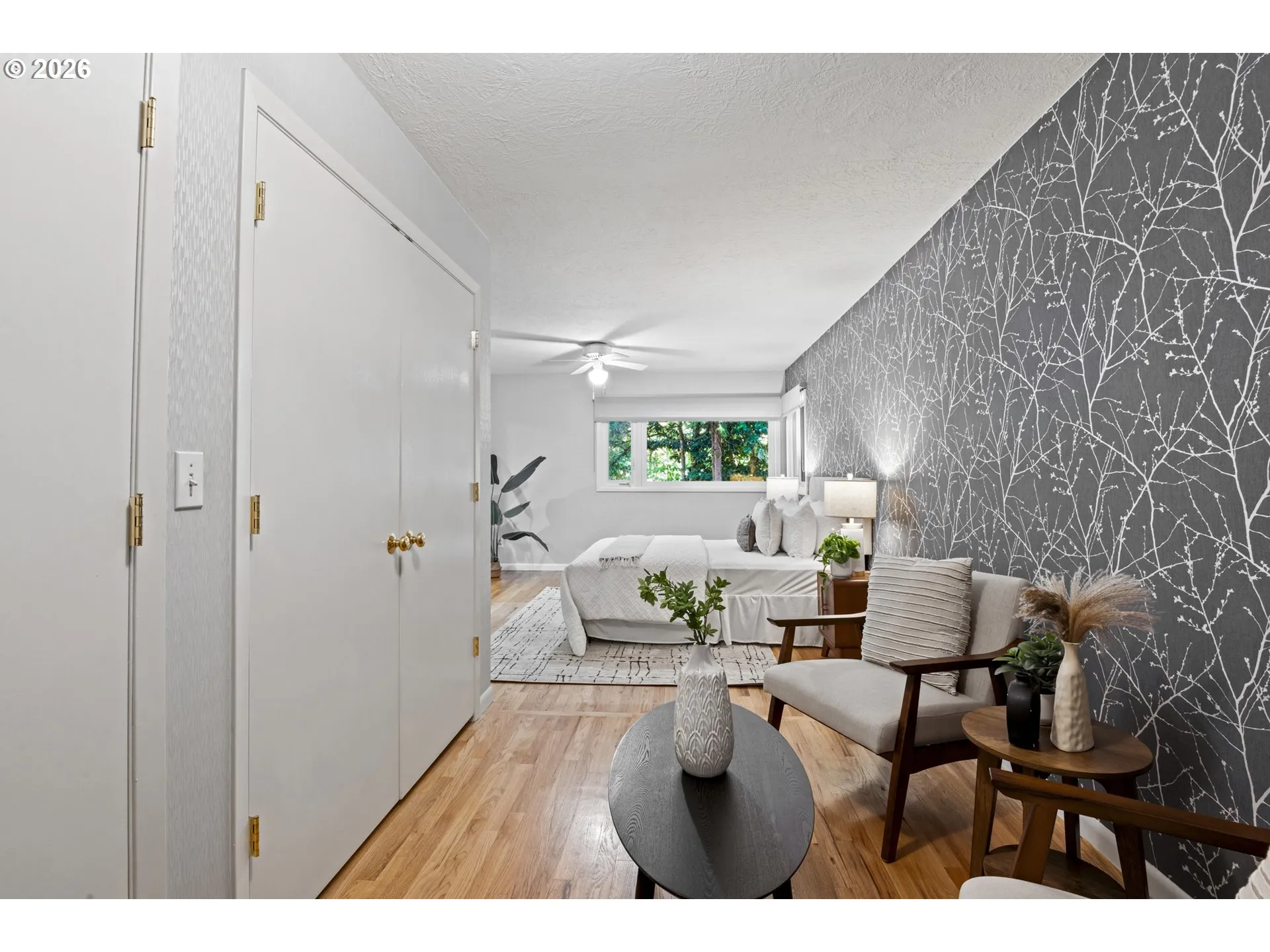 Bedroom, Owner's Suite-Main