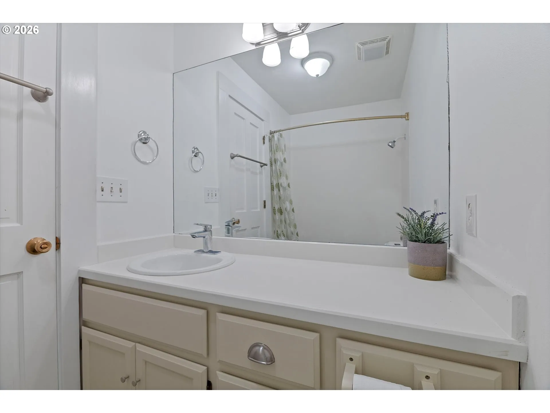 Bathroom-Main