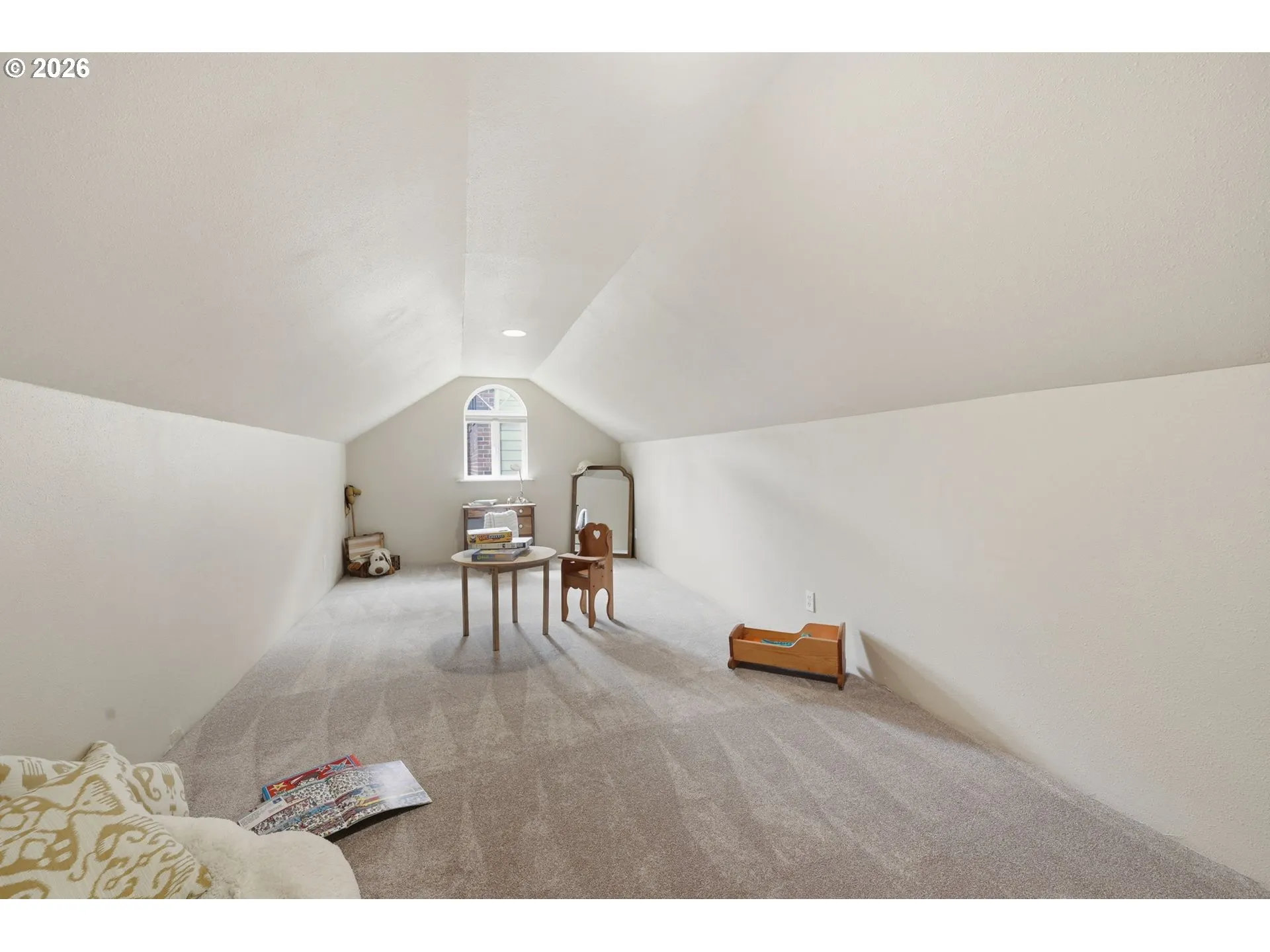 Bonus Room-Upper