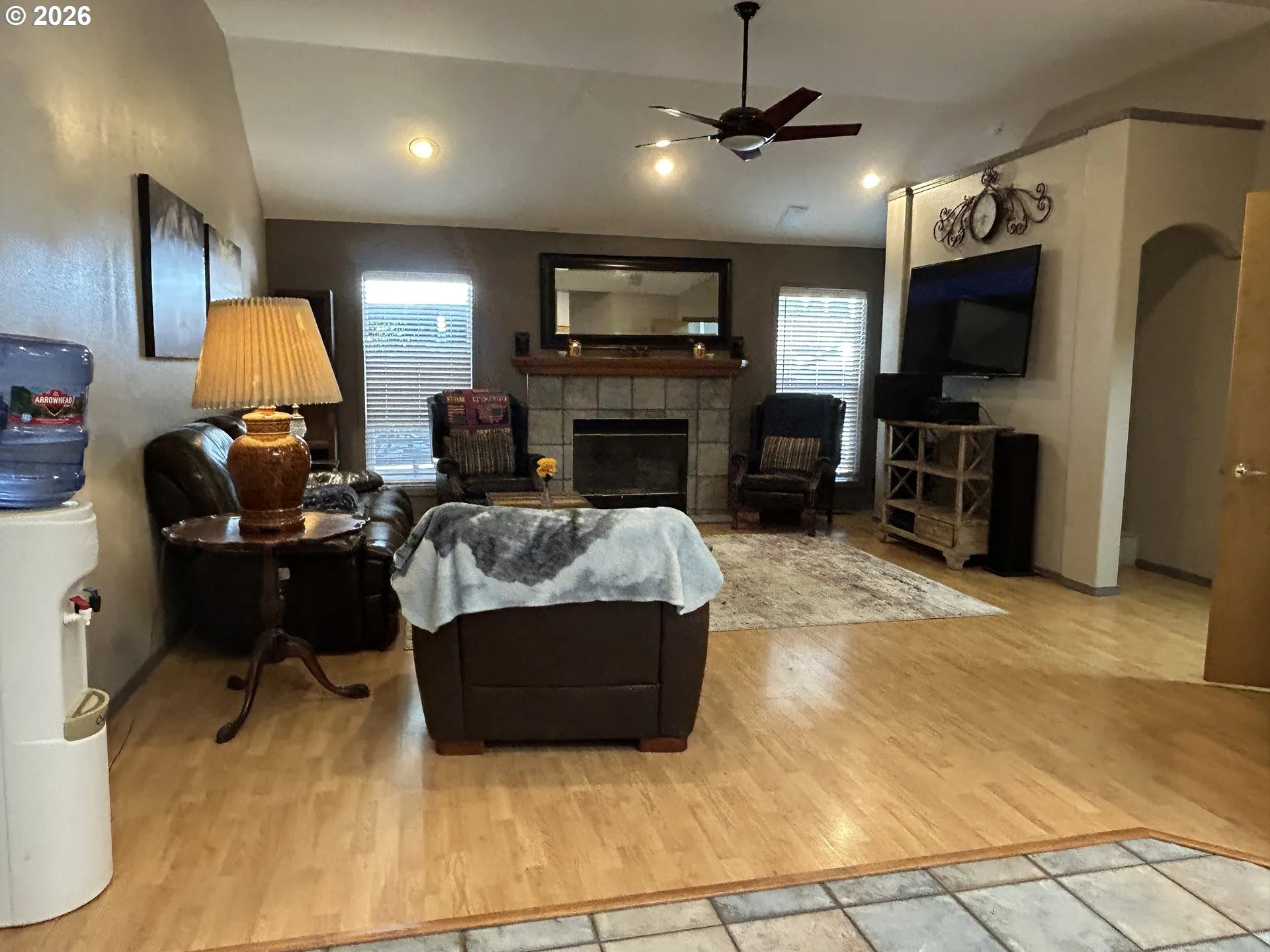 Living Room-Fireplace