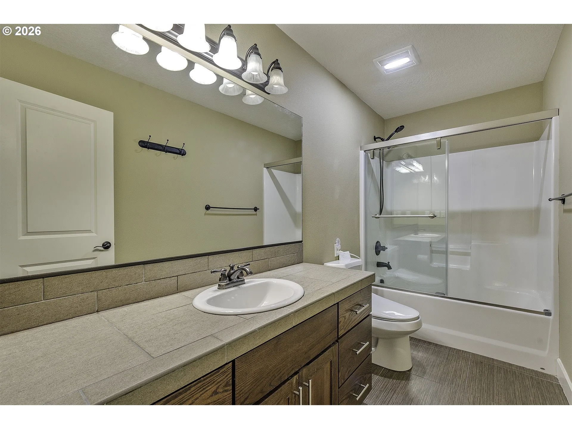 Bathroom-Hall