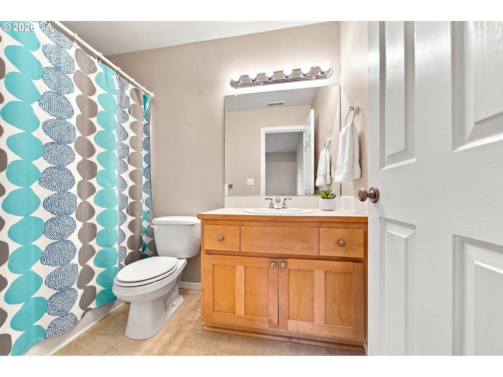 Bathroom-Hall
