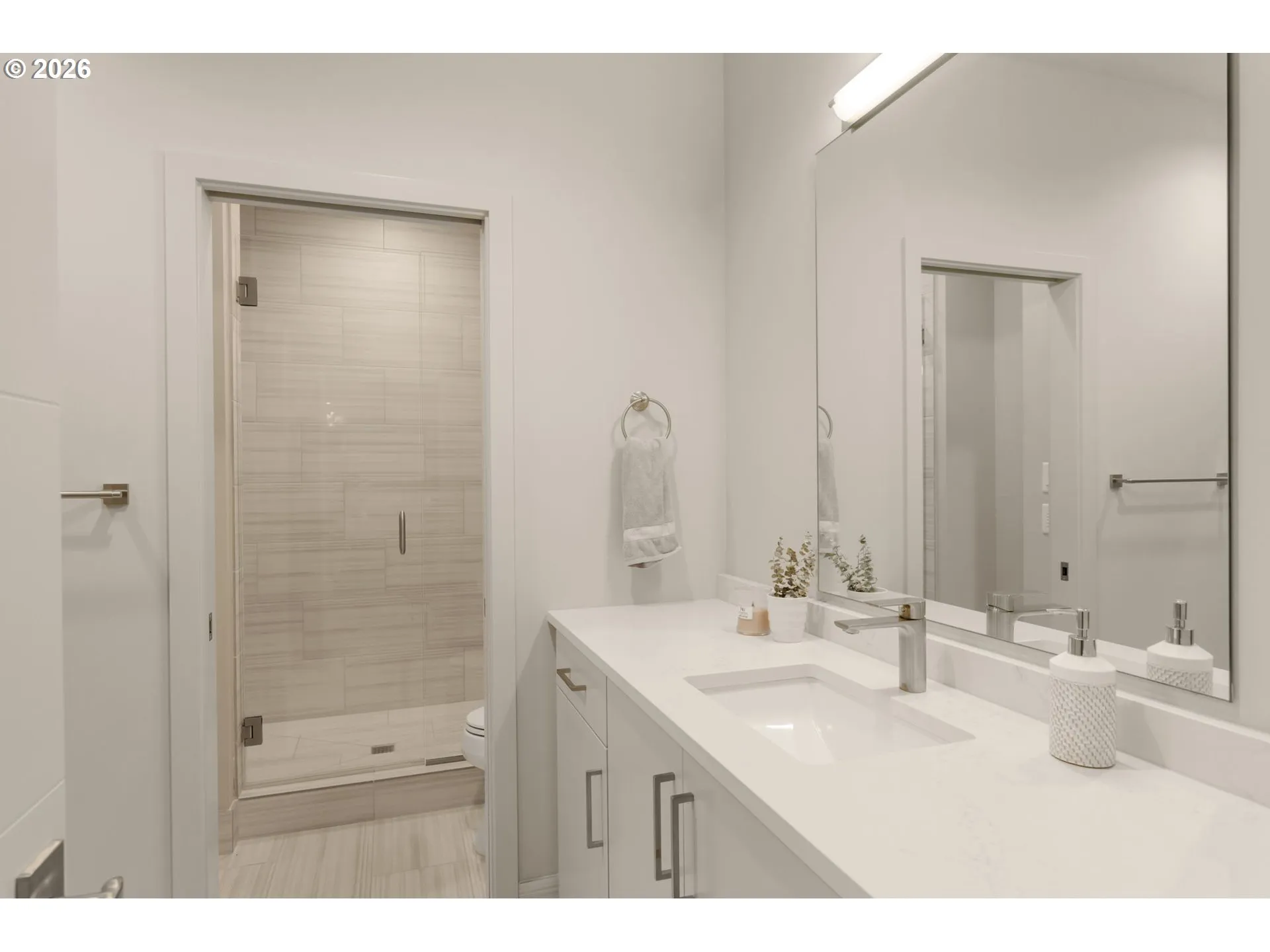 Bathroom-Lower