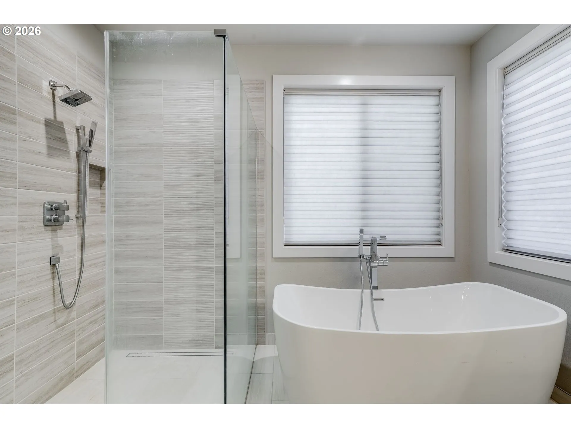 Bathroom-Walk in Shower