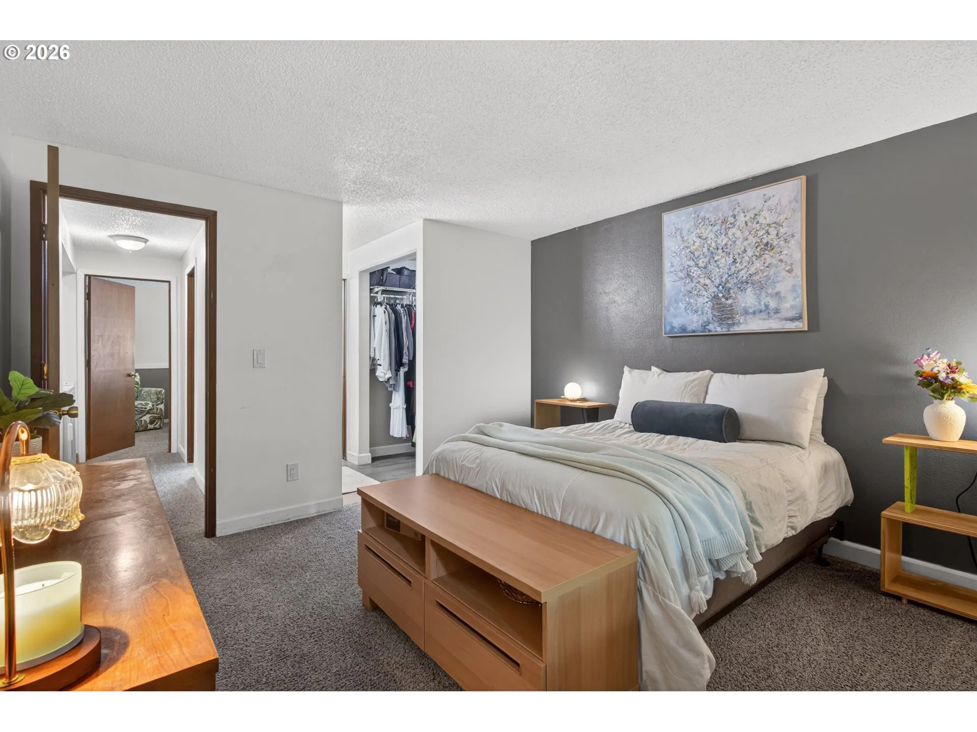 Bedroom, Primary