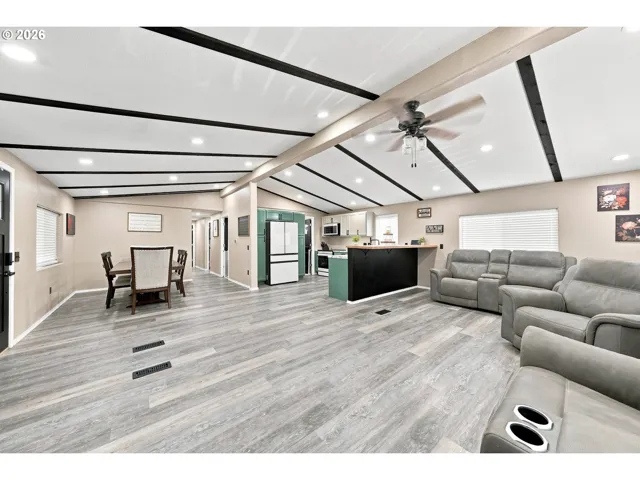 Living Room/Dining Room