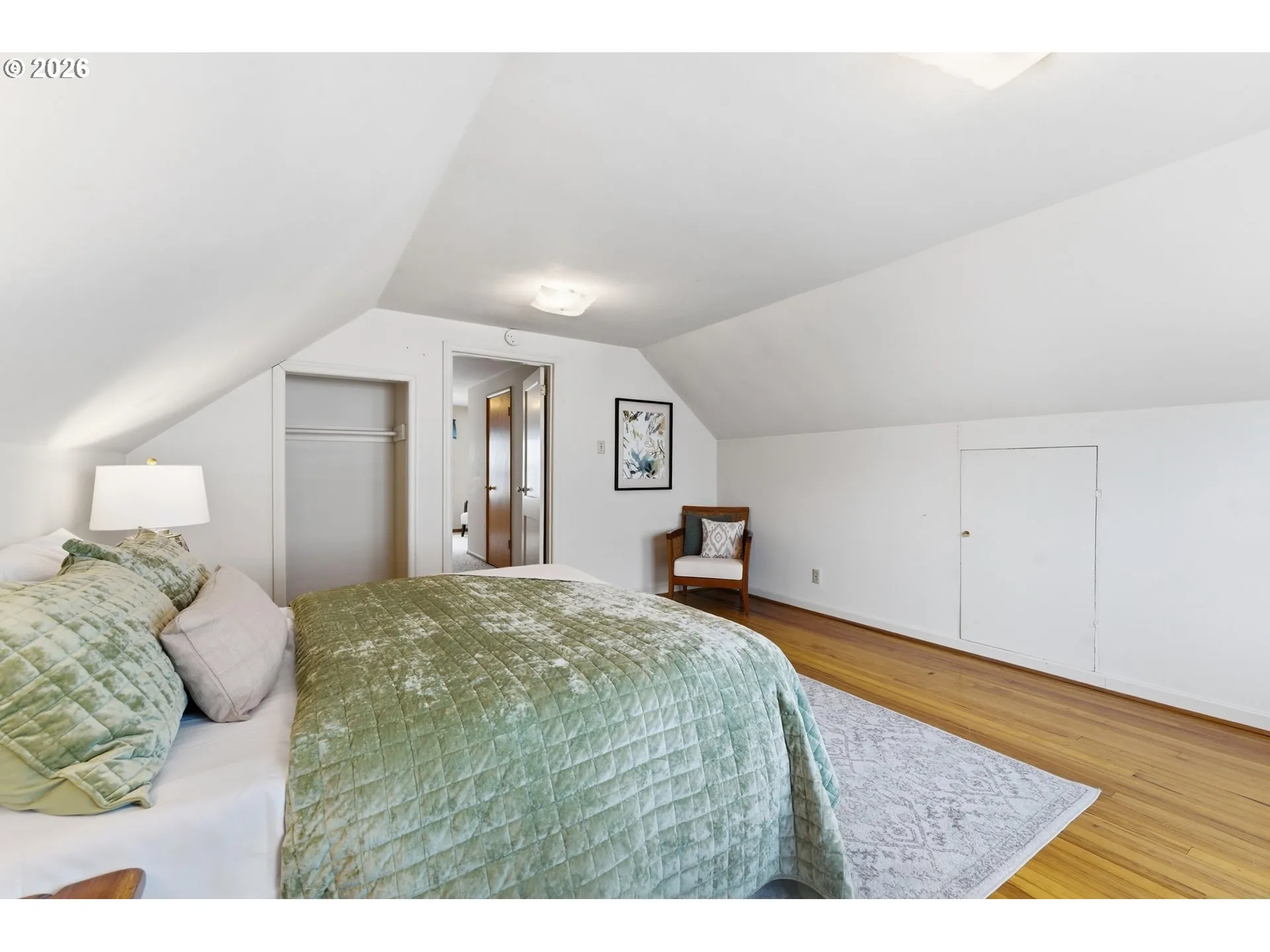 Primary Bedroom-Upper