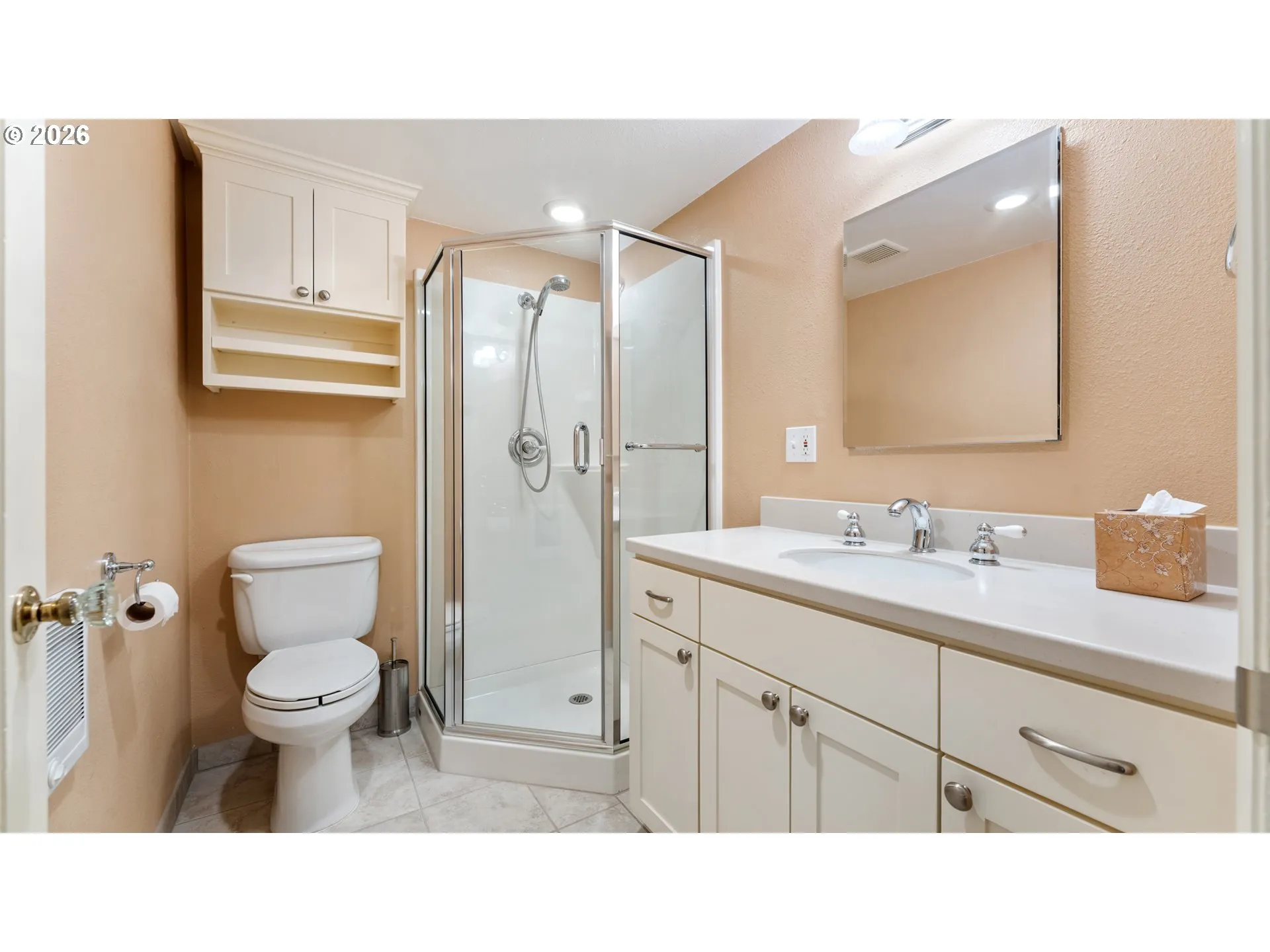 Bathroom-Lower