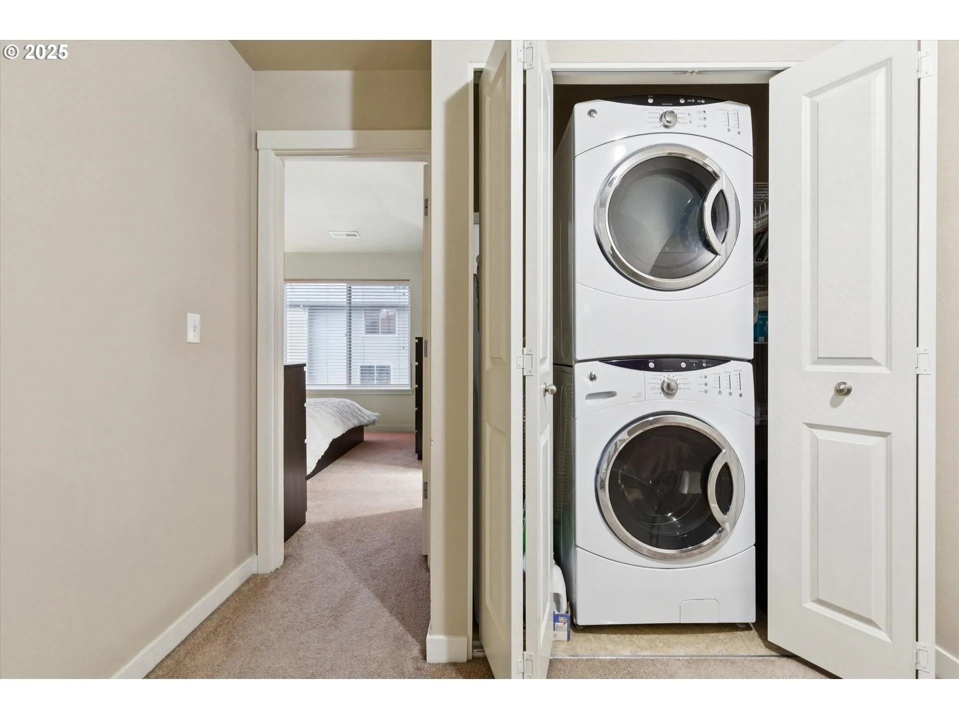 Laundry-Upper