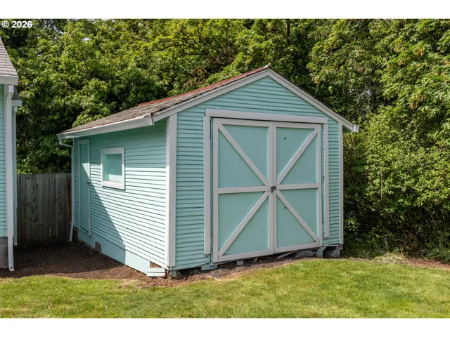 Shed