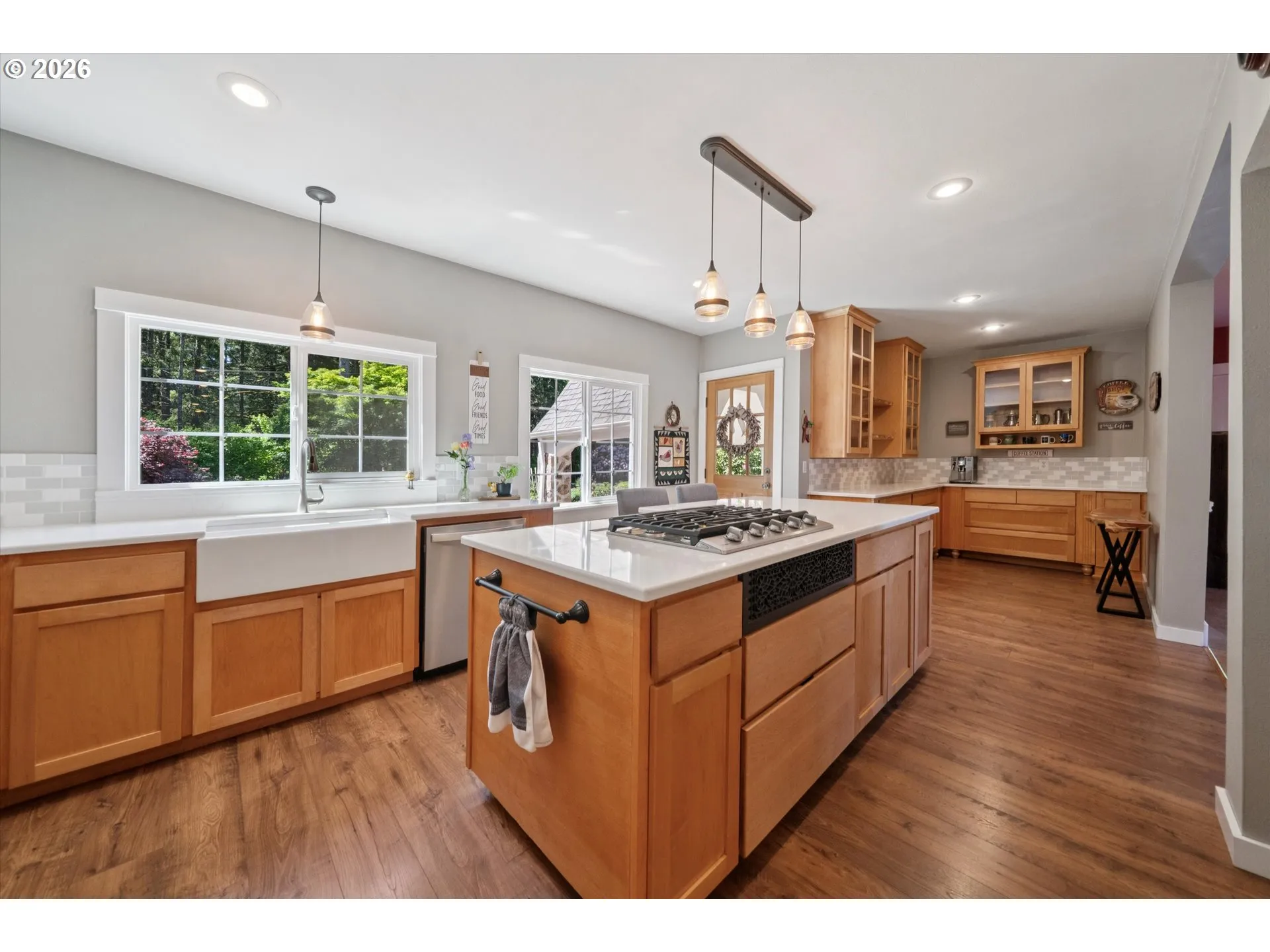 Kitchen-Cooking Island