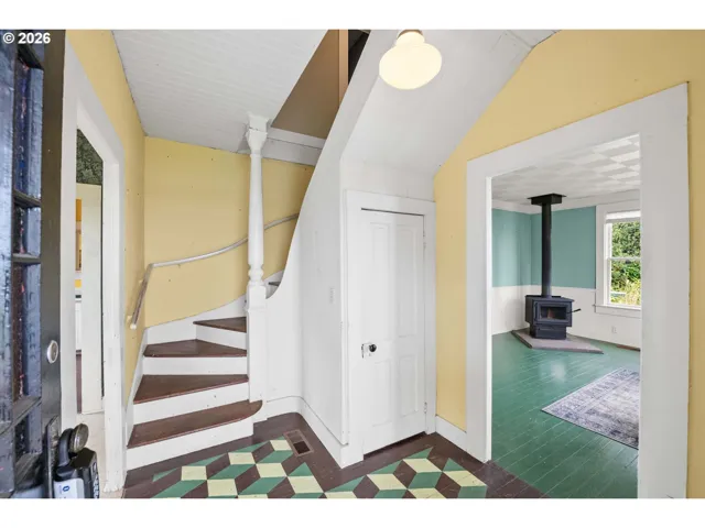 Entrance/Foyer