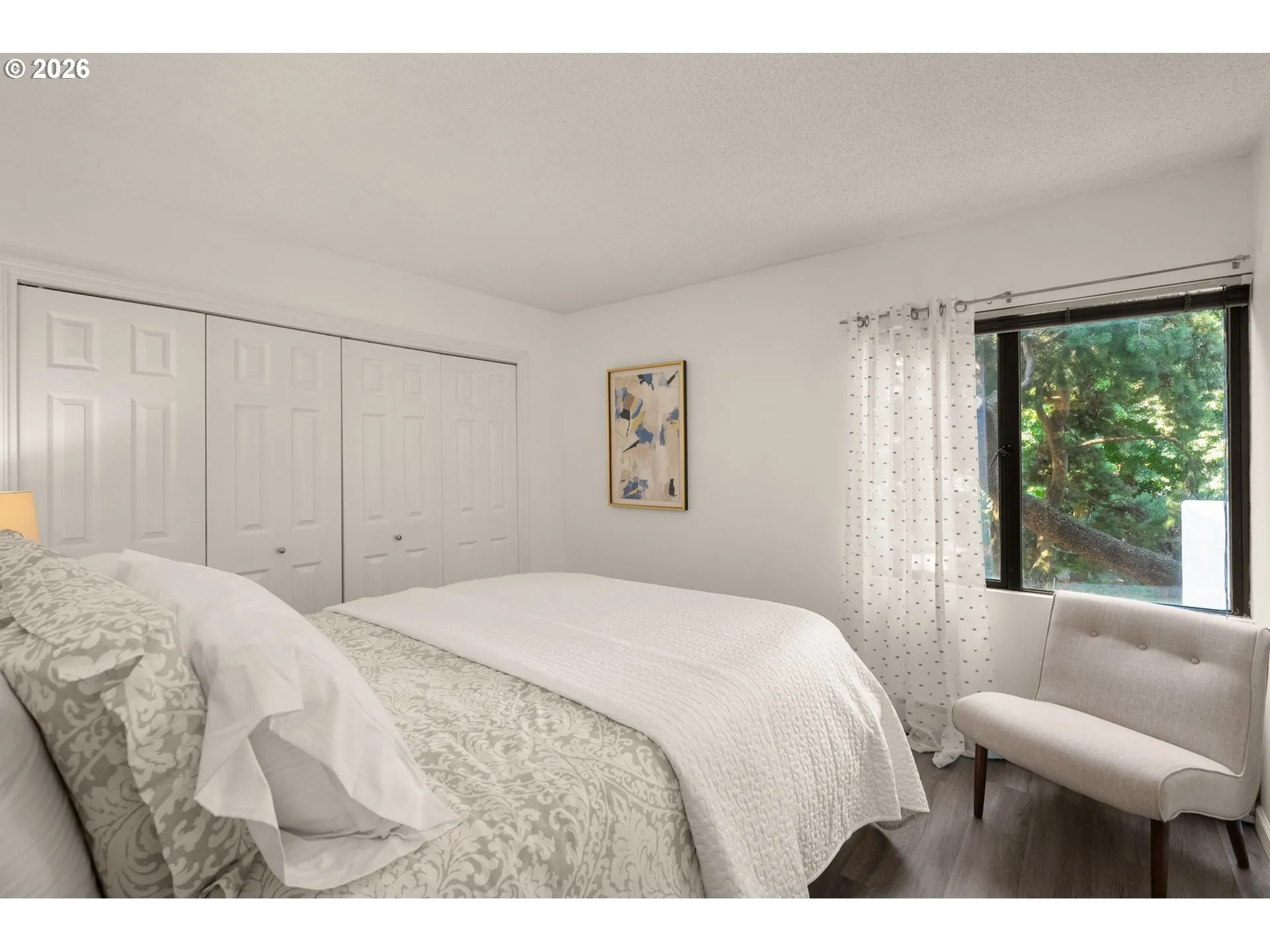 Bedroom, Primary