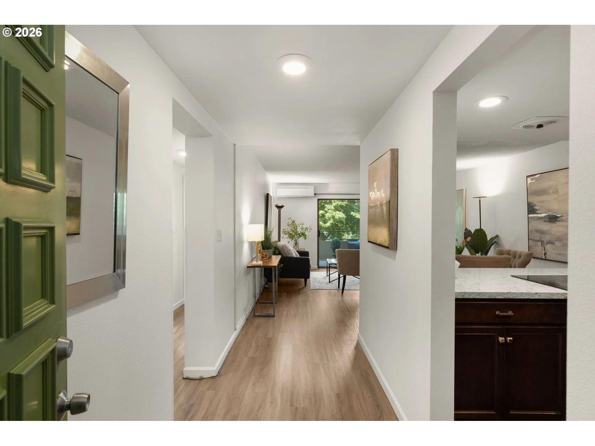 Entrance/Foyer