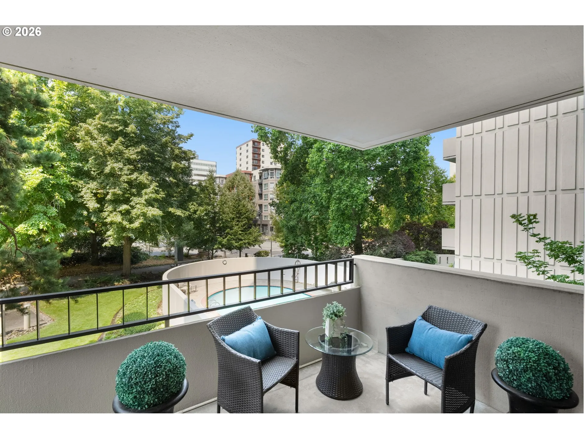 Balcony-Covered