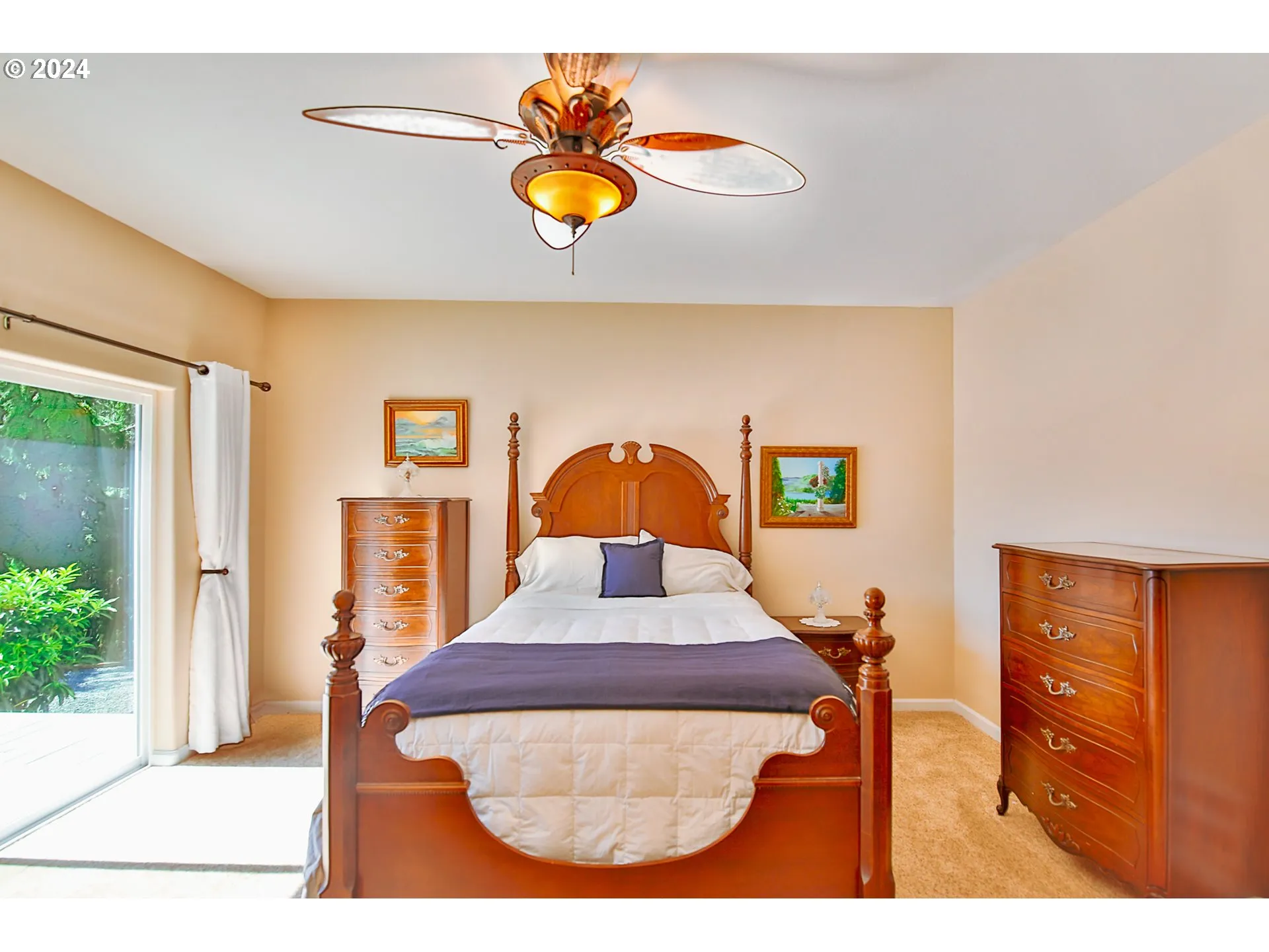 Bedroom, Owner's Suite