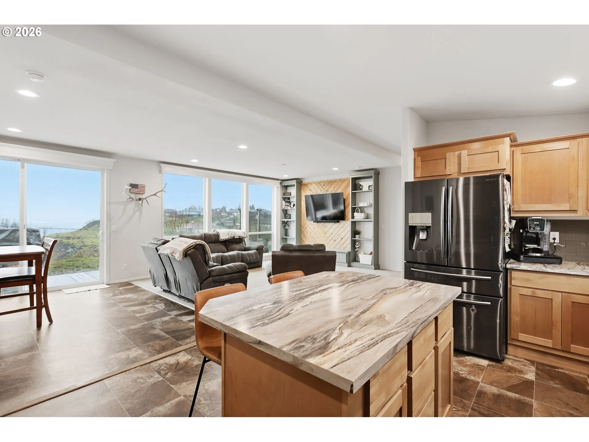 Kitchen/Living Room