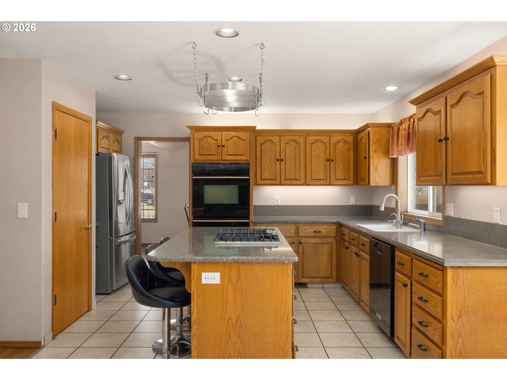 Kitchen-Island