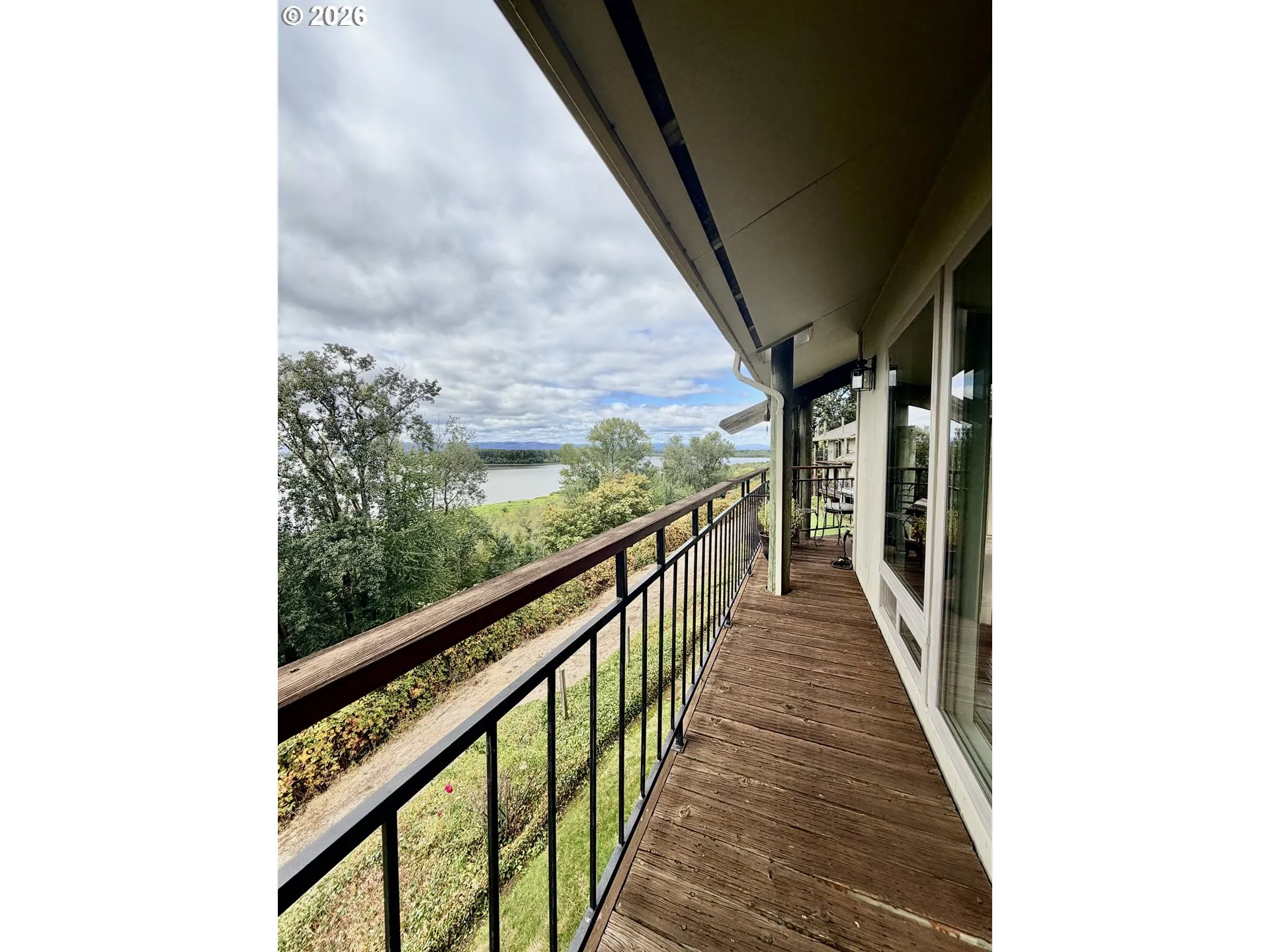 Balcony-NW Facing