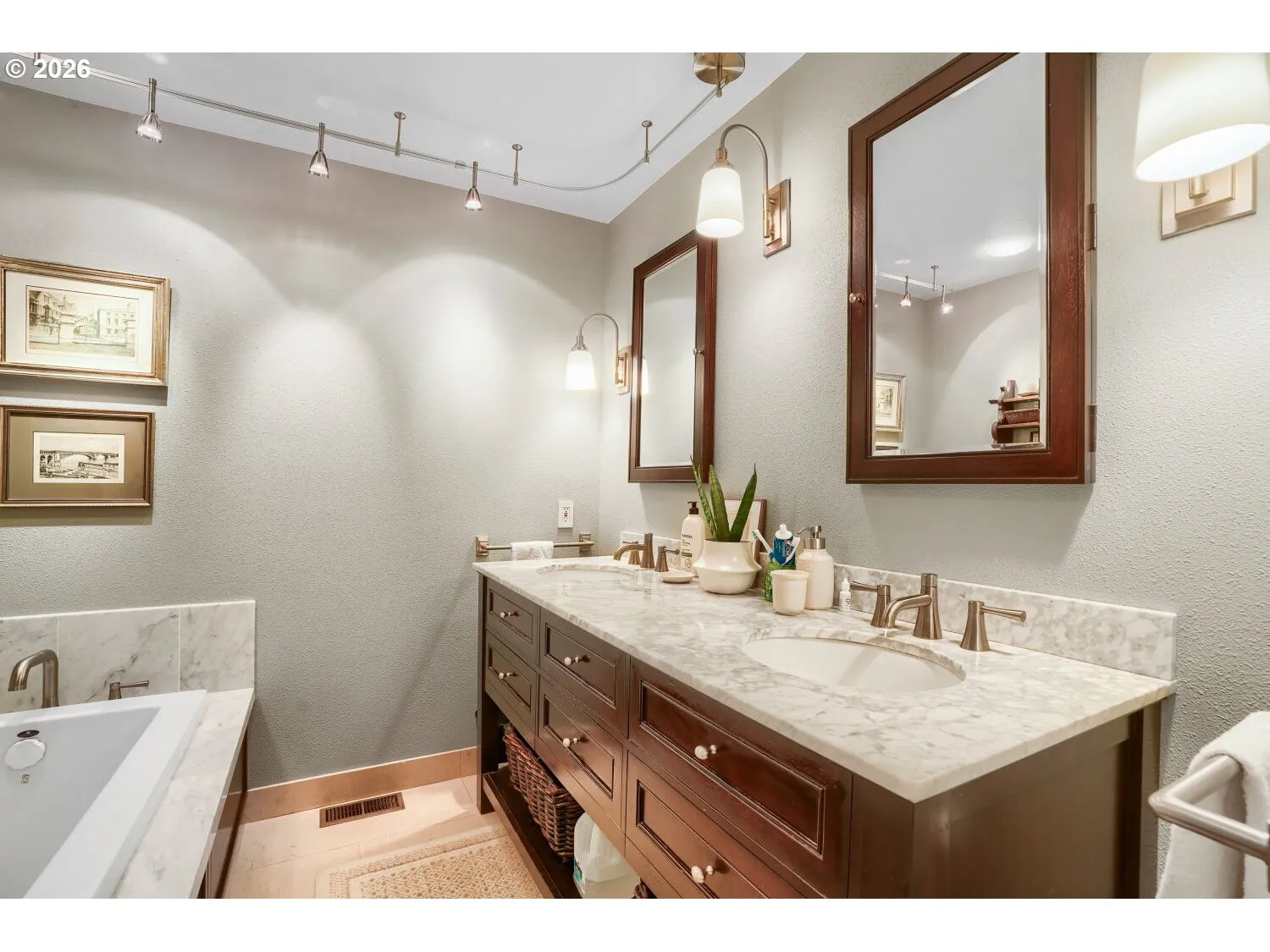 Bathroom, Attached-Double Sinks