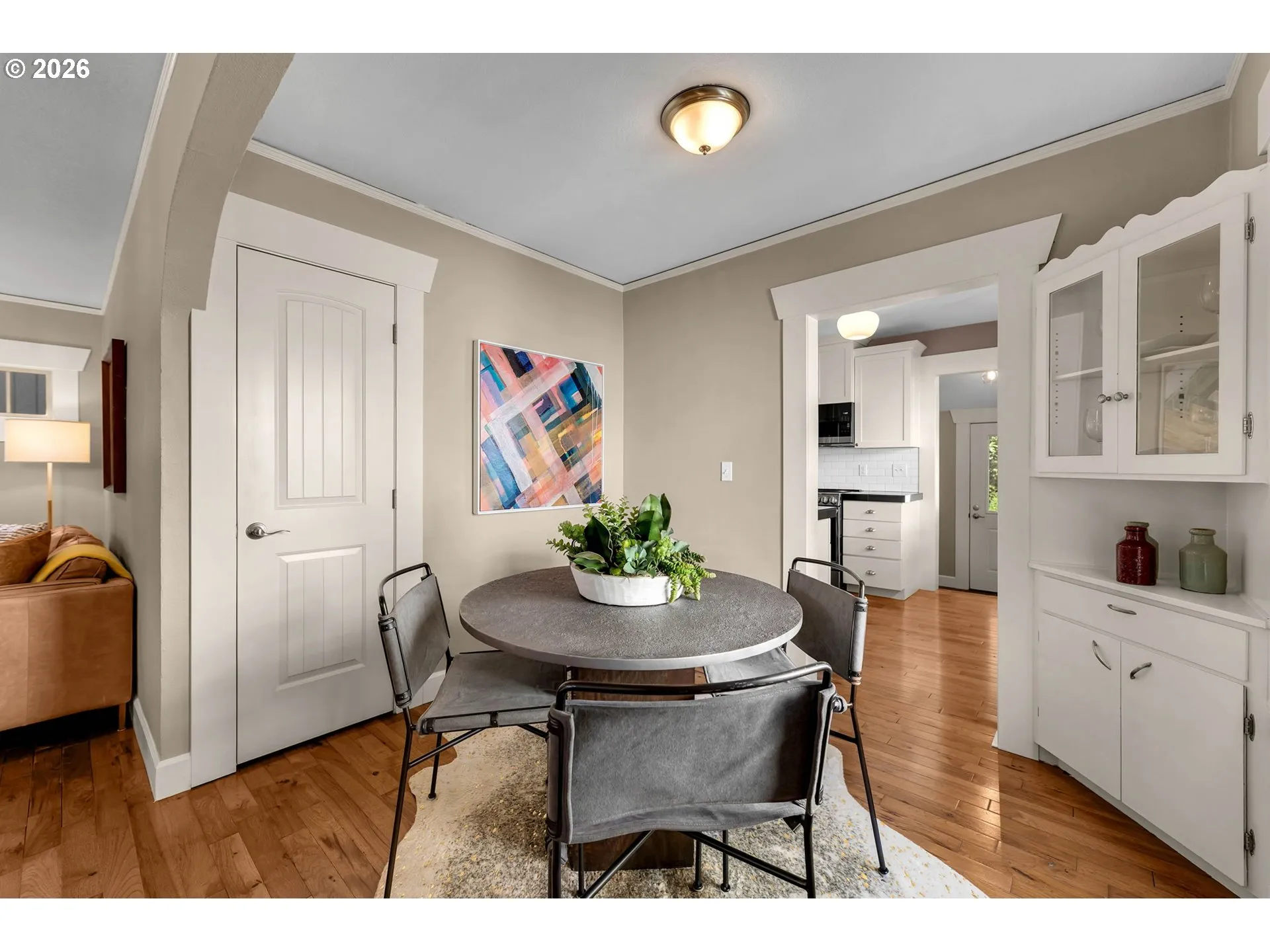 Dining Room-Built-In Cabinets