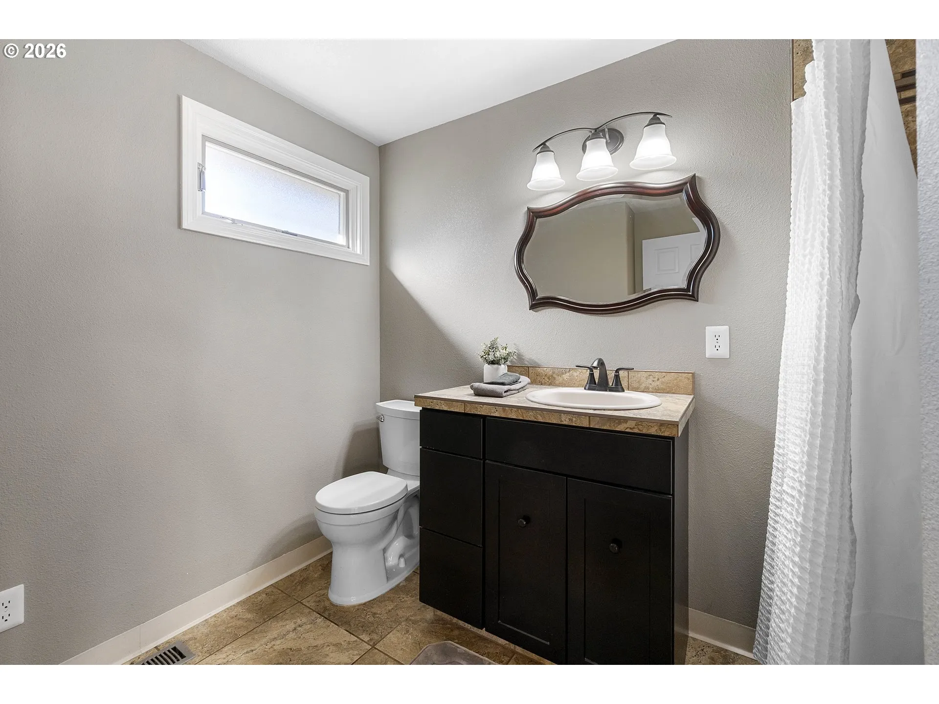En Suite Bathroom