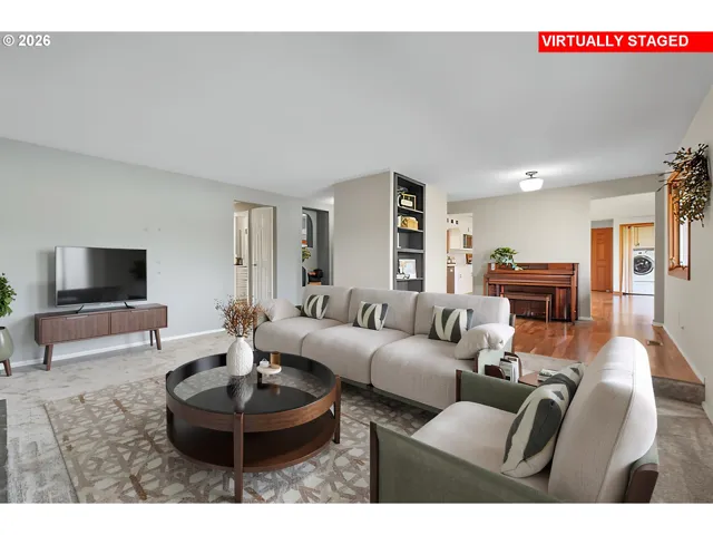 Living Room-Built-In Shelving