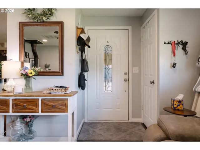 Entrance/Foyer