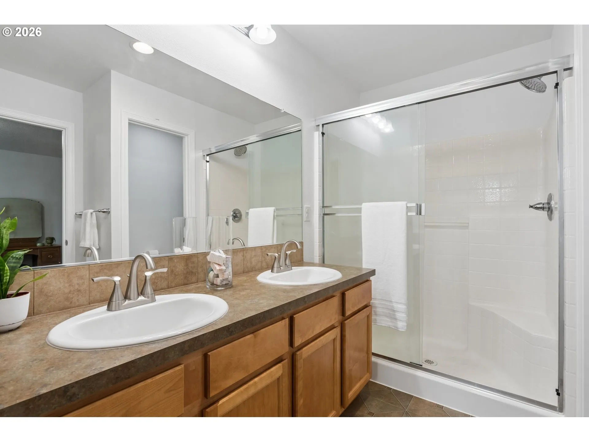 Bathroom, Attached