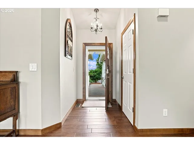 Entrance/Foyer