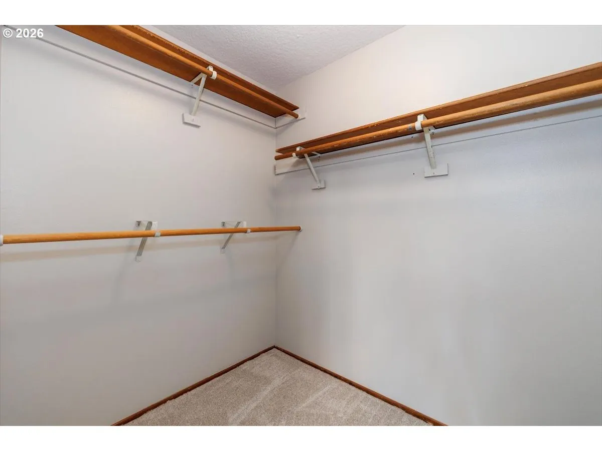 Bedroom, Primary-Walk-In Closet