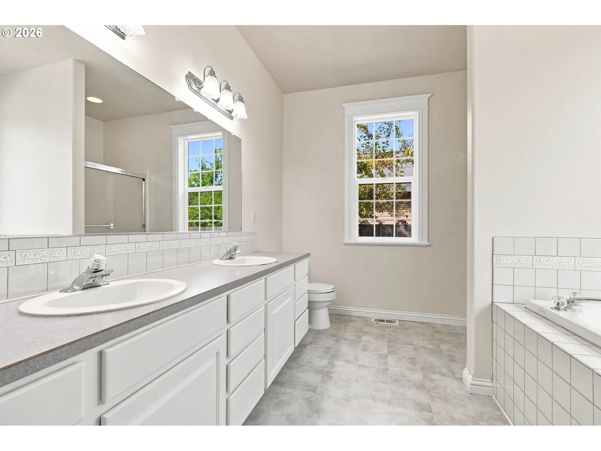Owner's Suite Bathroom-Walk in Shower
