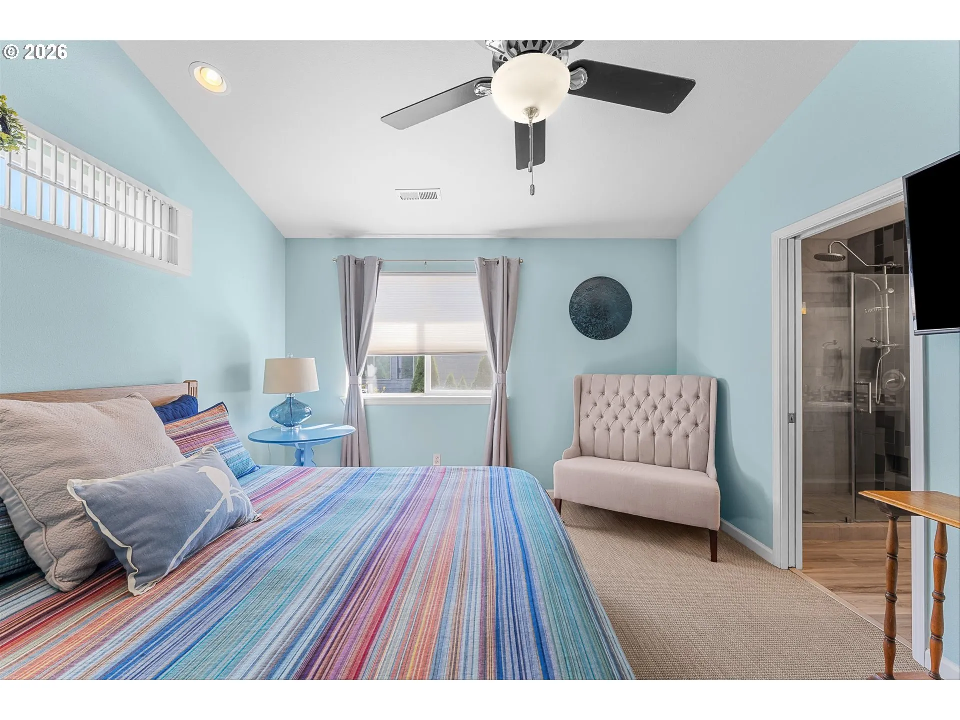 Bedroom, Primary