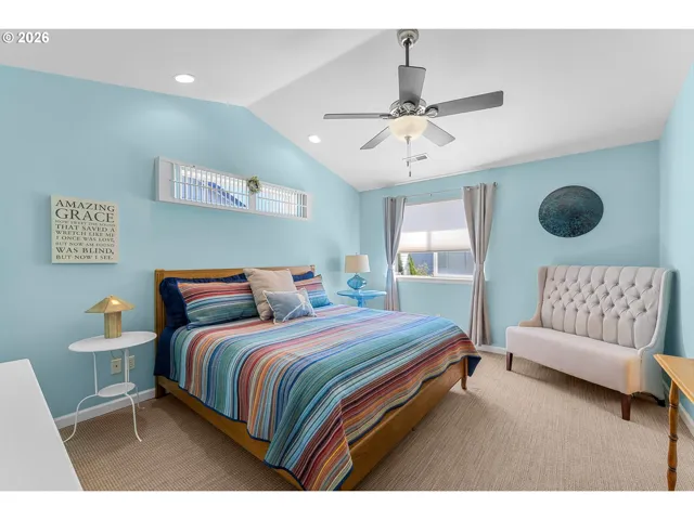 Bedroom, Primary-Ceiling Fan