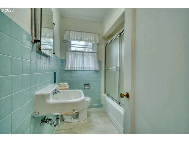 Bathroom-Main