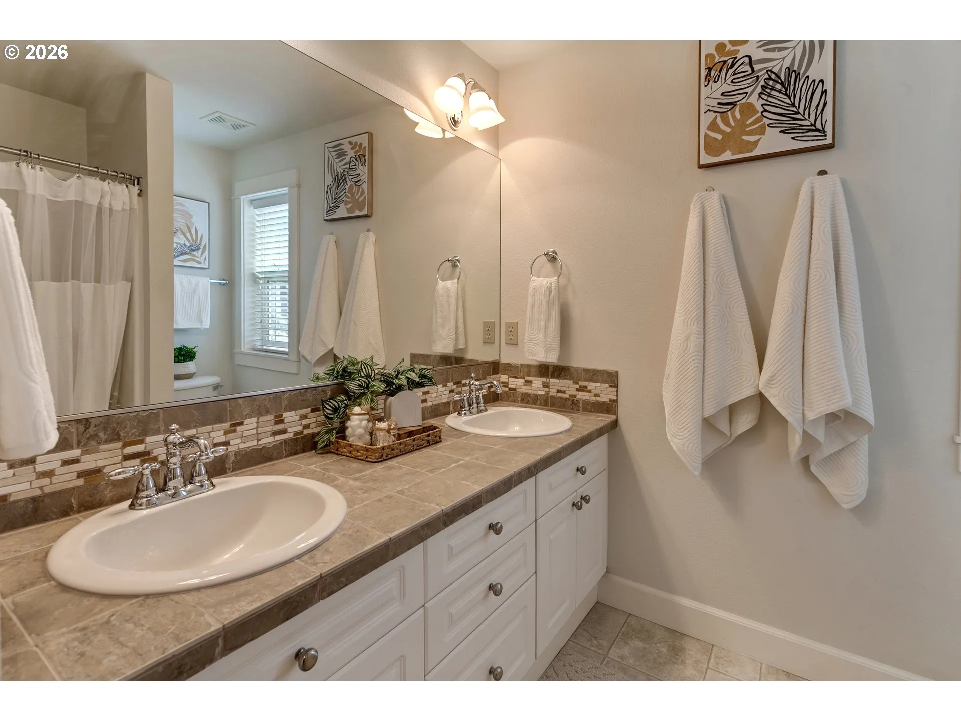 Bathroom-Hall