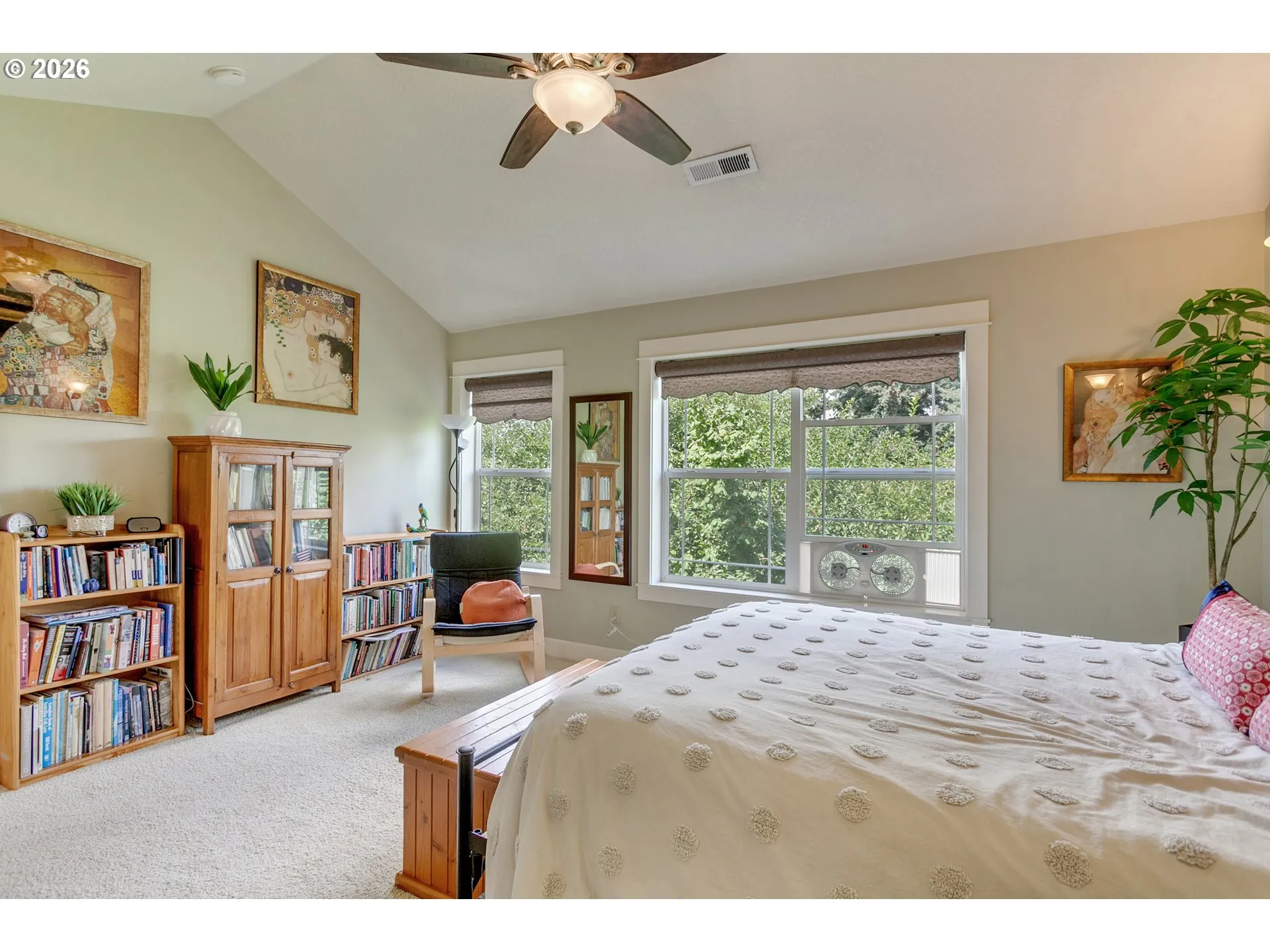 Bedroom, Primary-Upper