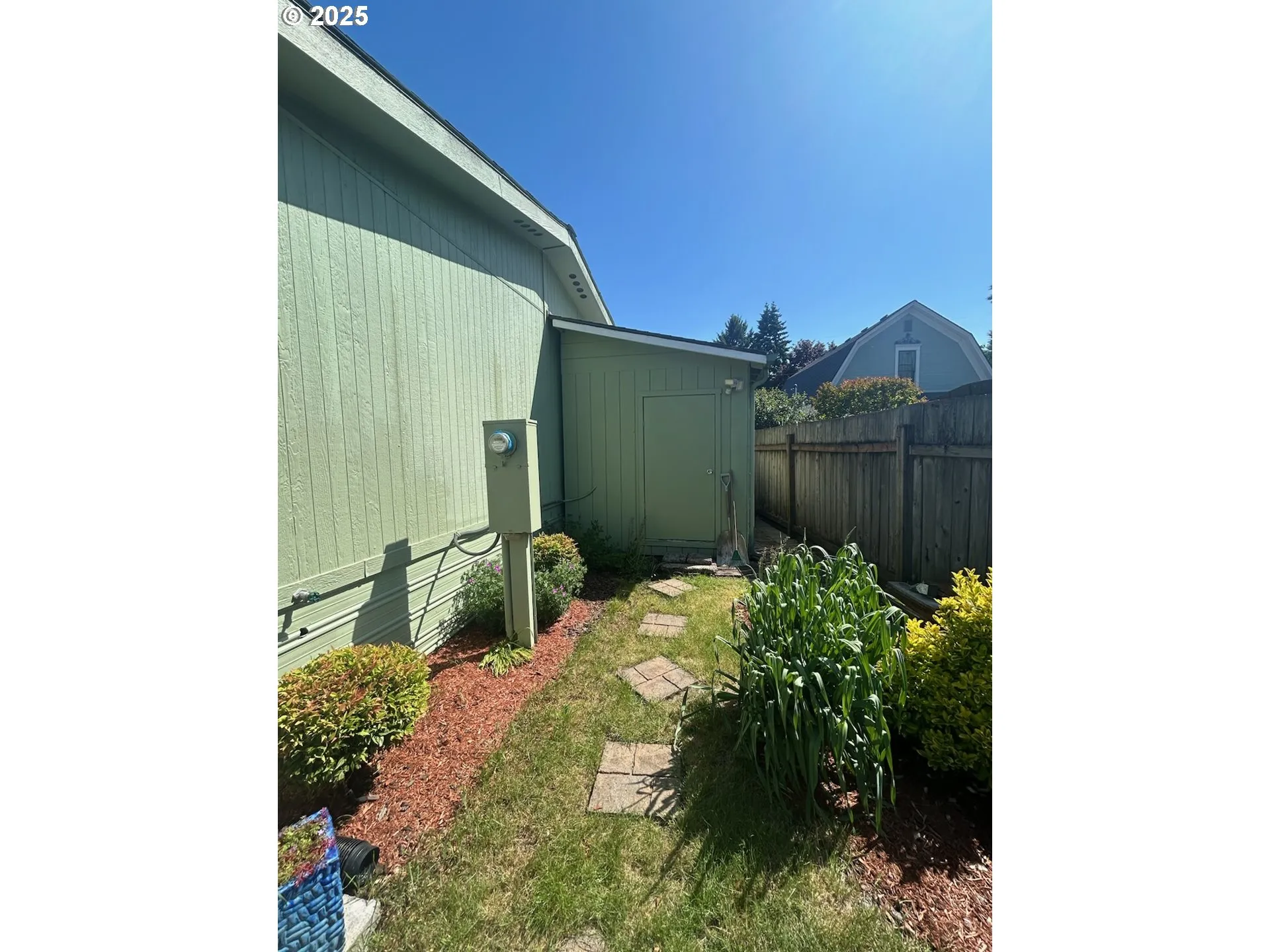 Shed