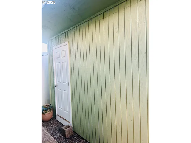 Shop-Finished