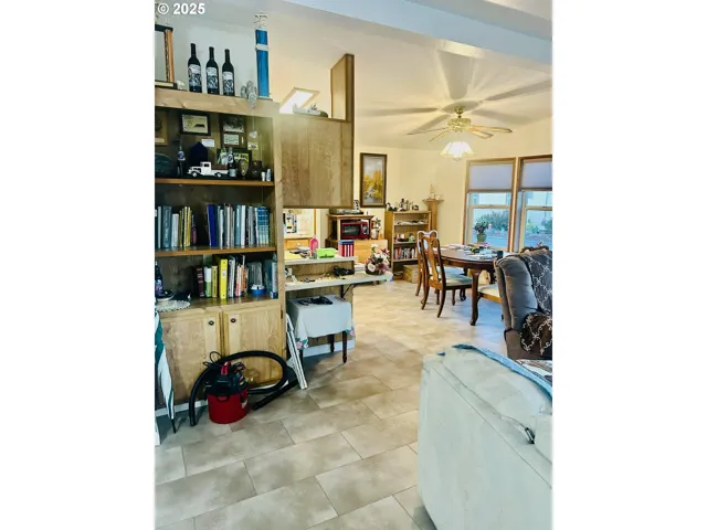 Living Room/Dining Room-Ceiling Fan