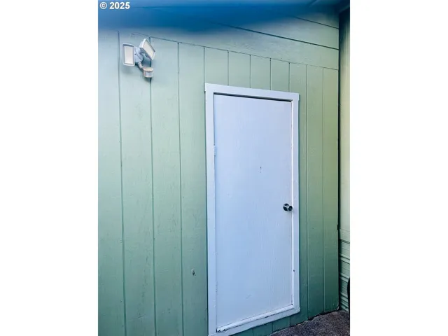 Shop-Finished