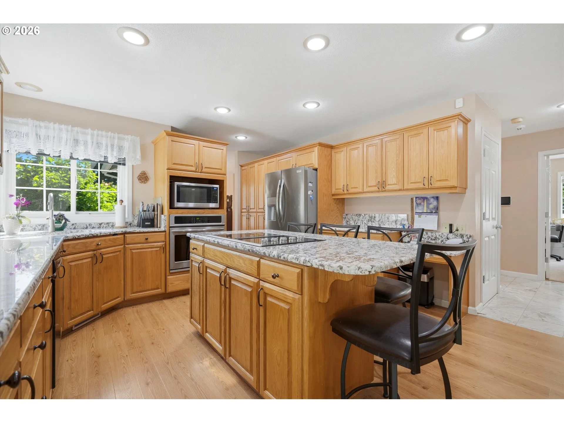 Kitchen-Cooking Island