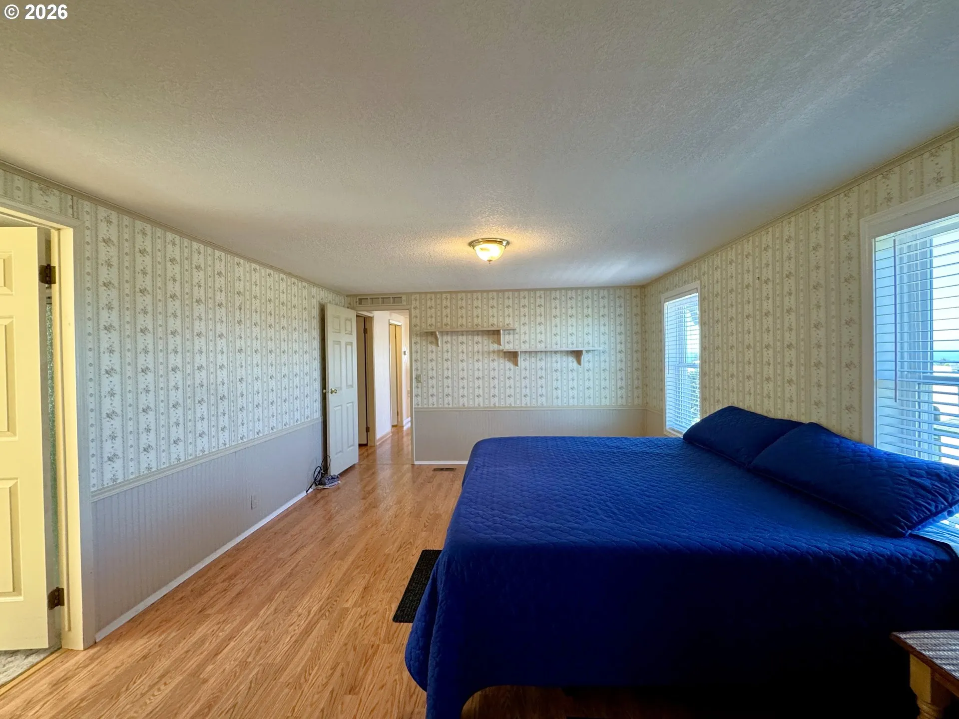 Bedroom, Primary