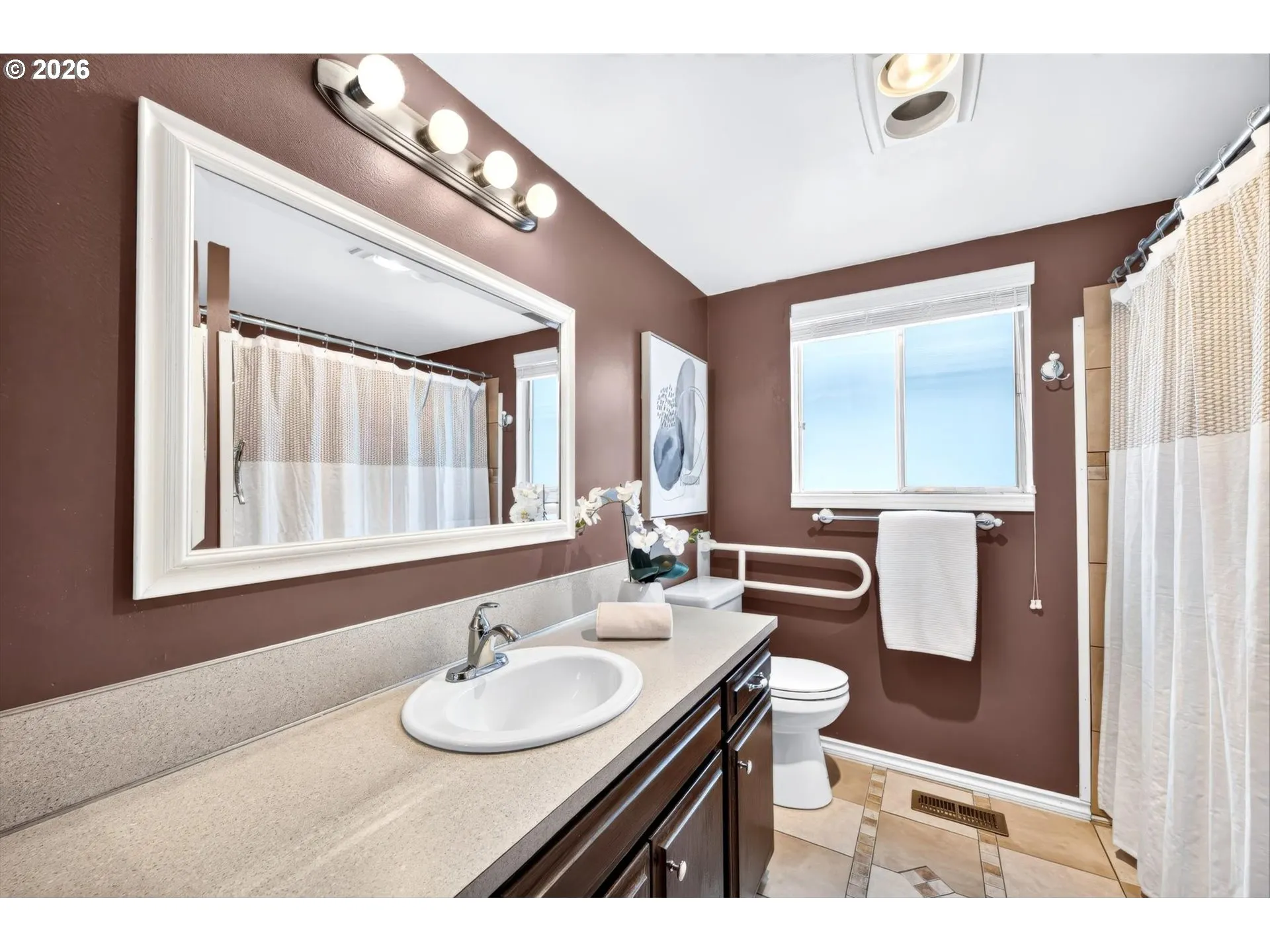Bathroom-Hall