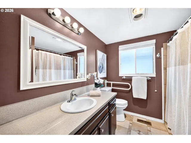 Bathroom-Hall